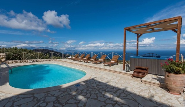 Villa "Armos" with Sea View, Pool & Wi-Fi