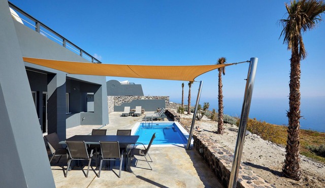 Villa Assyrtiko with private heated pool, Theano Apartments Santorini