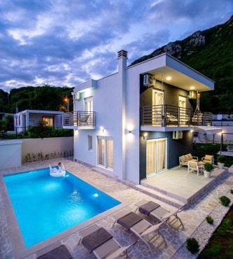 Villa Aurora