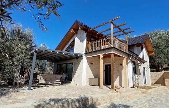 Villa Butterfly