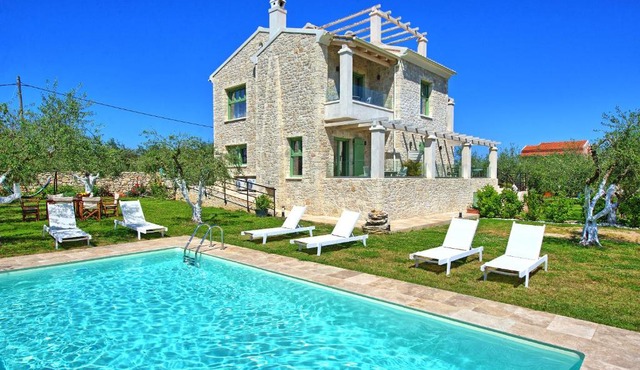 Villa Elaia by PosarelliVillas