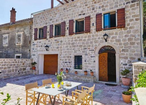 Villa Emily