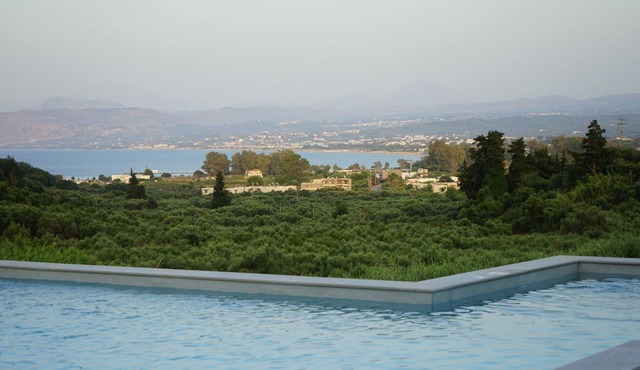 Villa Exopolis - A brand new Villa with a panoramc Seaview in Georgioupoli