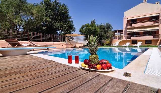 Villa Figareto - Luxurious vacation villa, private pool, BBQ & private garden