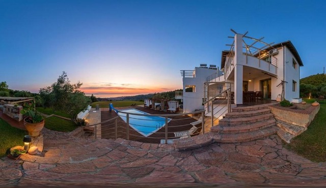Villa Freebird - VIP Wedding & Bachelor Events