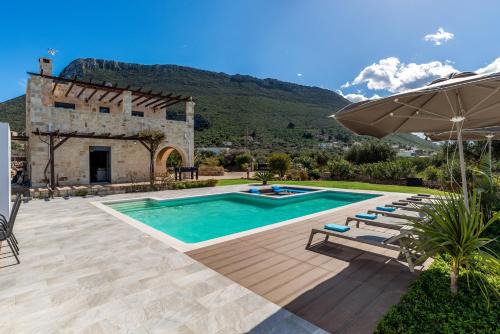 Villa Gloria Seaview - Luxury & Family in Kókkinon Khoríon