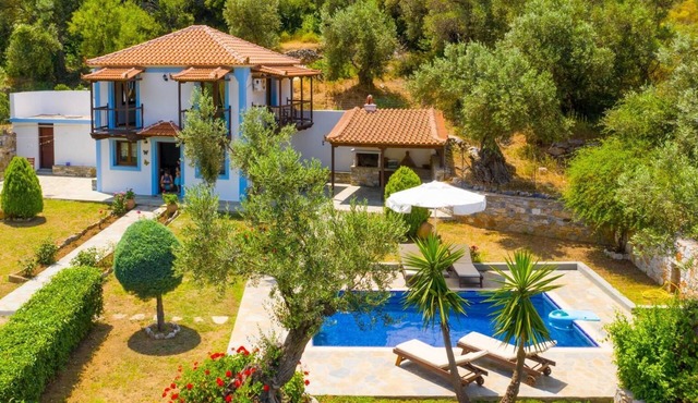 Villa Glysteri - Two Bedroom Villa, Sleeps 5