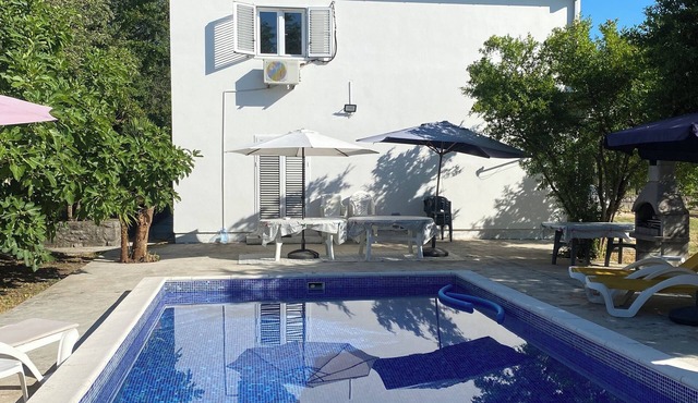 Villa in Gosici, Radovici. Private Pool, BBQ, peaceful location, stunning views.