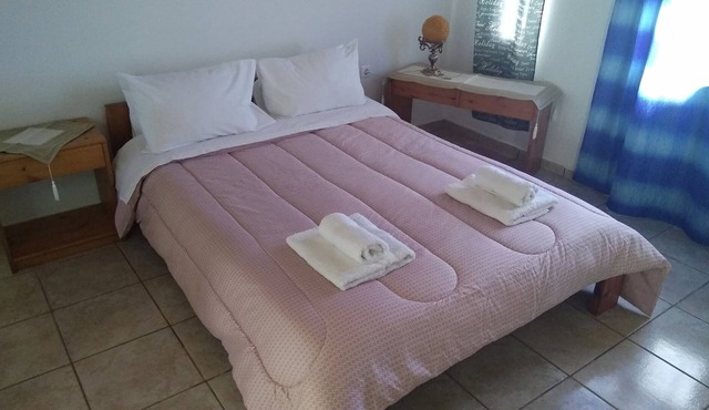 Villa Irene 4 * Two Storey apartment near the sea * Sandy Beach in Heraklion
