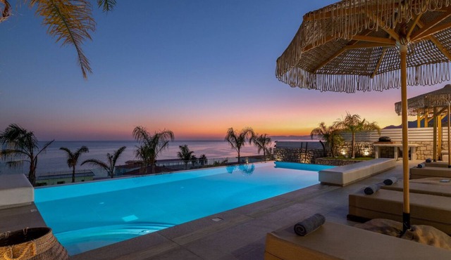 Villa Lithos - Four Bedroom Villa, Sleeps 8