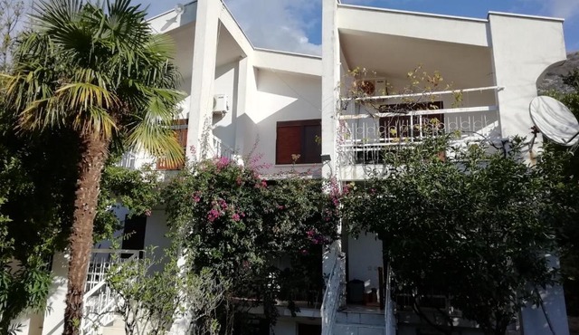 Villa Lotos