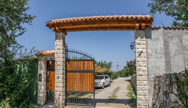 Villa Marco Polo with swimming pool
