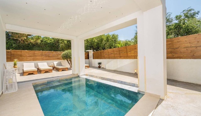 Villa Maria Sostis by Villa Plus