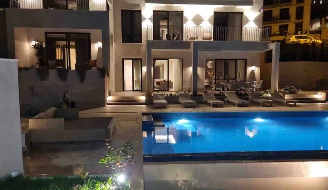 Villa Mila with Pool