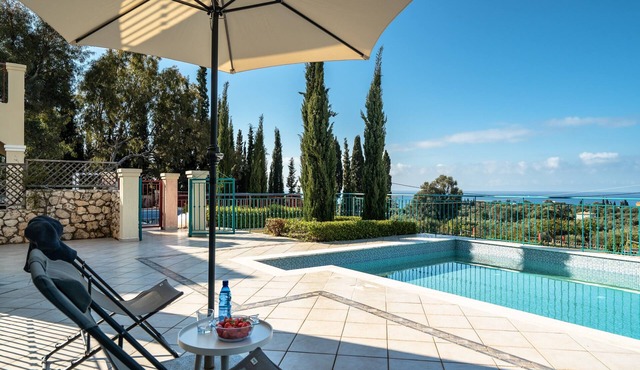 Villa Millianna Exclusive Apartment with Sea View, Wi-Fi, and Air Conditioning