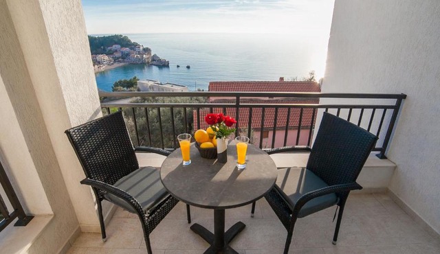 Villa Mona 2