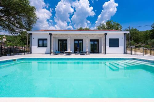Villa Montenegrina