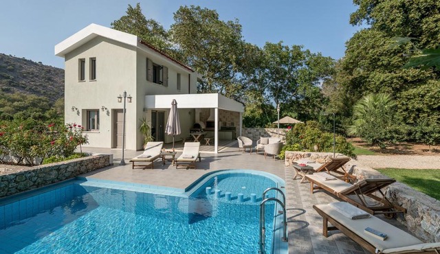 Villa Nature, Heated Pool in Kalyves