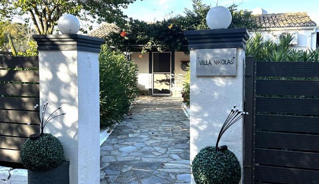Villa Nikolas