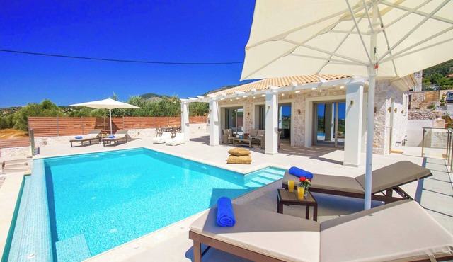 Villa Pangea Kalli - Two Bedroom Villa, Sleeps 4