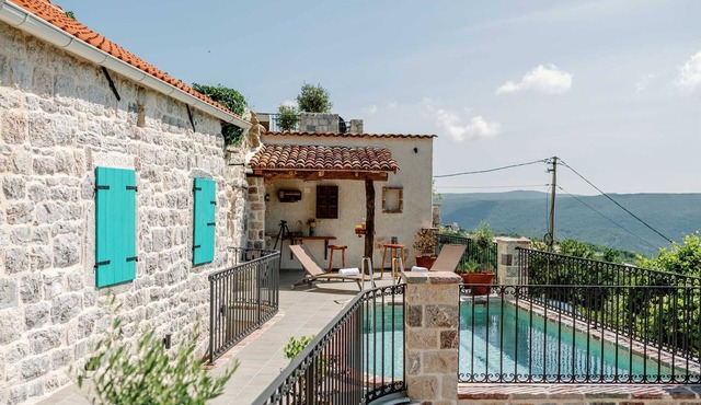 Villa Piccolo Mondo with Private Pool