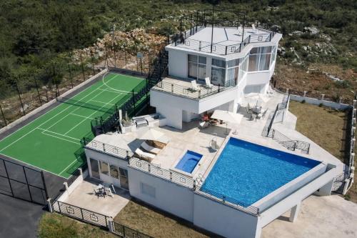 Villa Redzic Residence