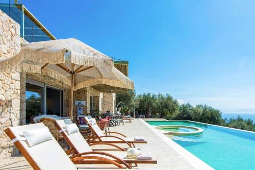 Villa Summer Wine by Villa Plus