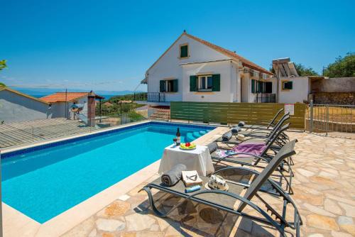 Villa Thea Antonis in Gaios