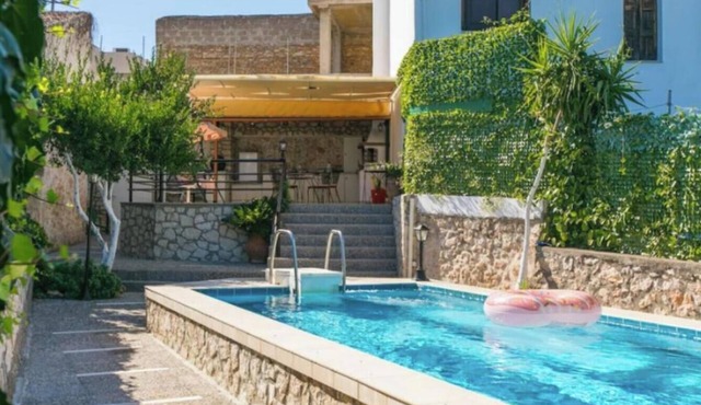 Villa Zambia with Private Pool and BBQ in Rethymno