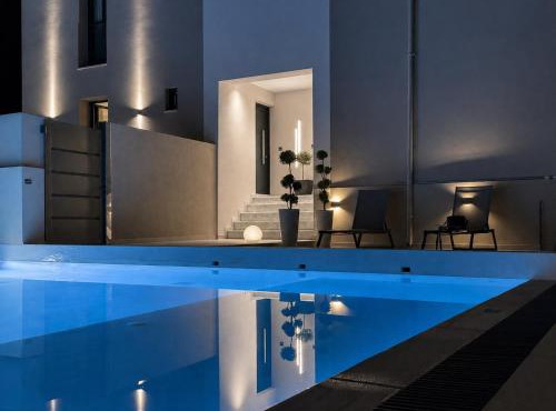 VITHΟS SUITE Luxury Living