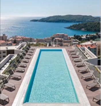 Vuelo Sobre by In Property in Bečići