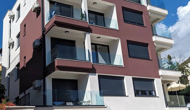 Welcome to our cozy apartment in the heart of Herceg Novi, 150m from the beach.