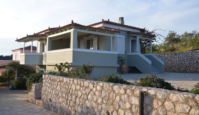 Wonderful Family House With Unique Sea View
