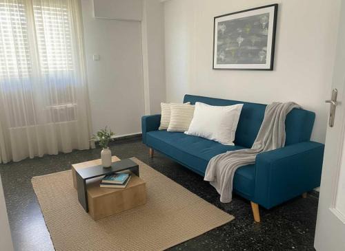 Your Piraeus Escape Cozy One-Bedroom Apartment in Piraeus