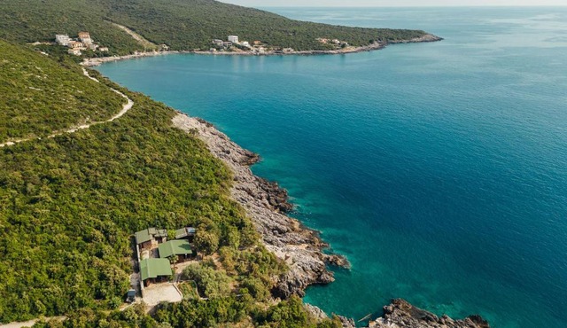Zukovica Retreat Private Seafront in Glavatičići