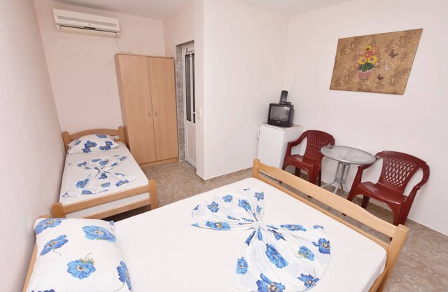 Apartments and Rooms Villa Mia in Doni Štoj