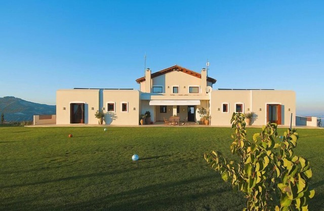 Villa Choudetsi 