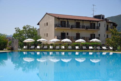 Mont Helmos Hotel 
