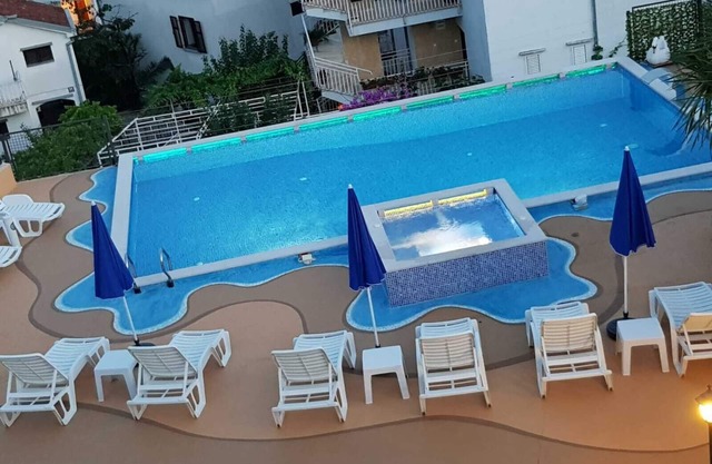 Apartmani Niksic Igalo 