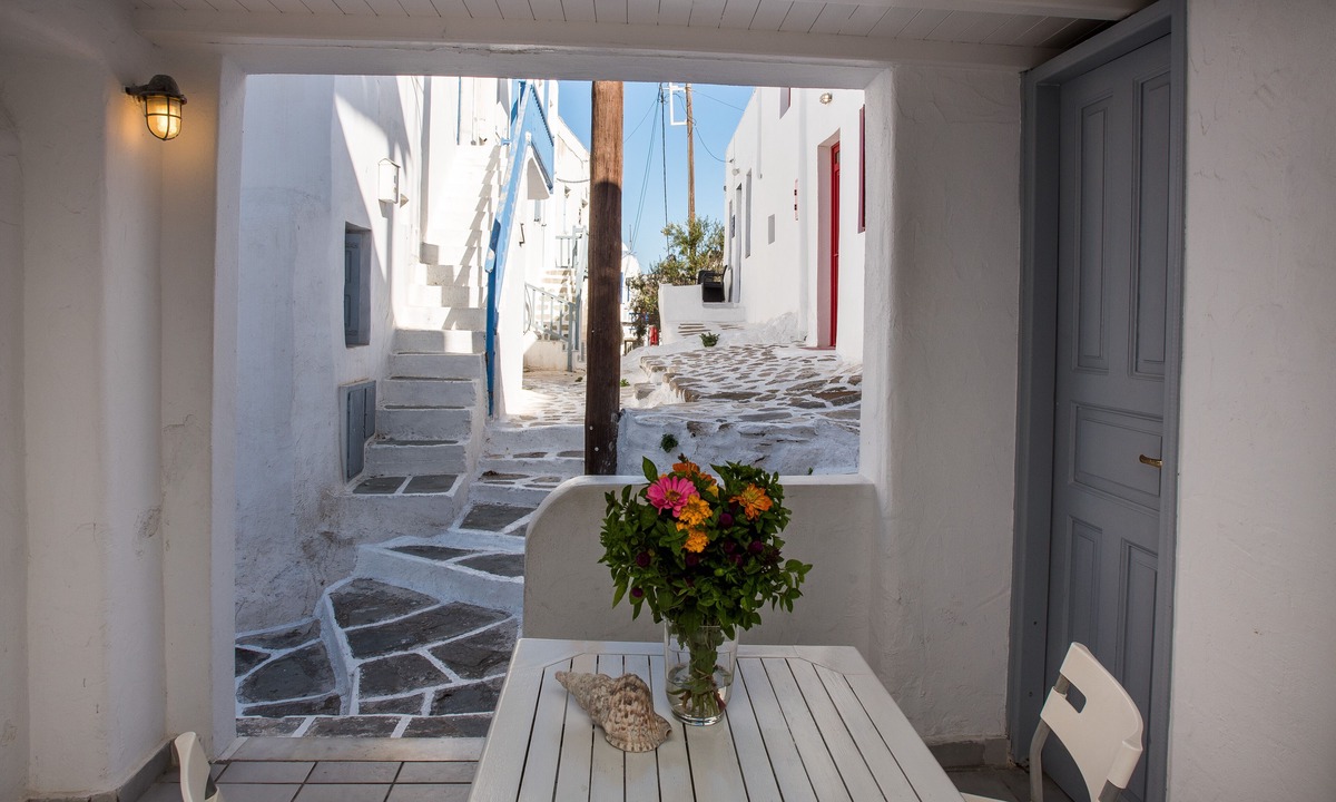 Mykonos Town House | Madres Houses