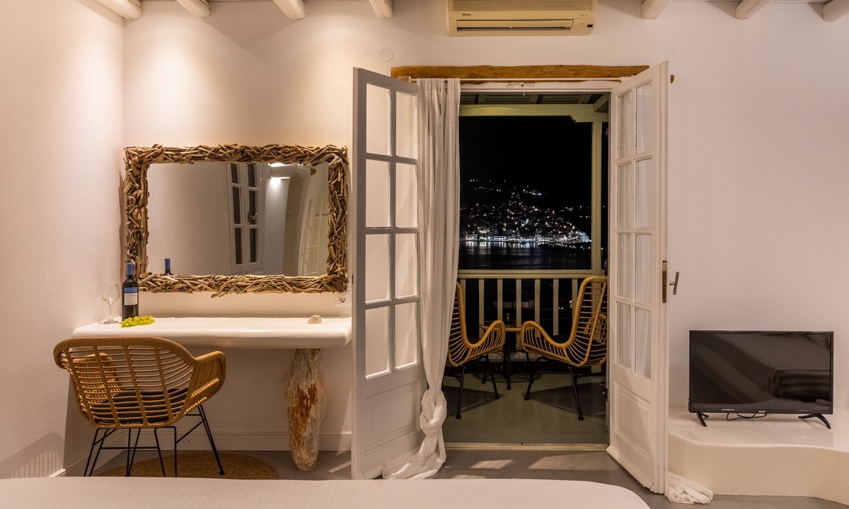 Skopelos Town House | Evlalia Studios & Villas
