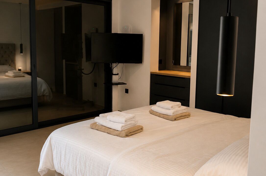 Lahania Hotel | Mat Suites