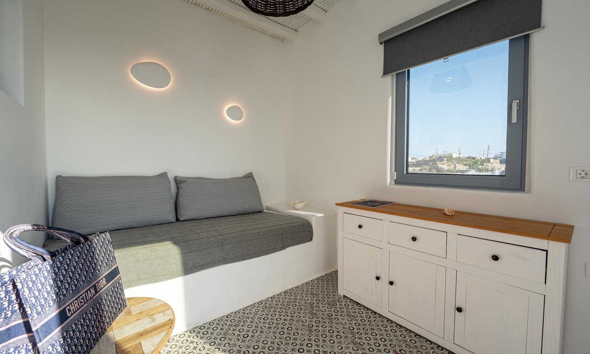 Glastros Hotel | La Stella Stay
