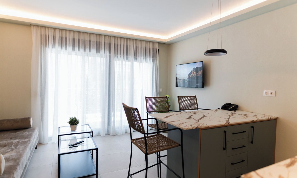 Alexandroupoli Hotel | Oktolia Suites