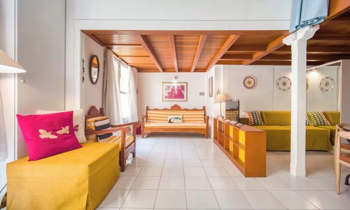 Athens City Centre Apartment | Artistic Loft Steps from Acropolis w/Courtyard