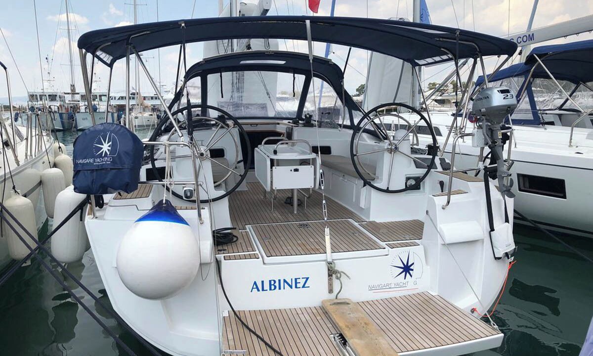 Elliniko Boat Rental | Sun-Kissed Sailing Adventure in the Saronic Islands