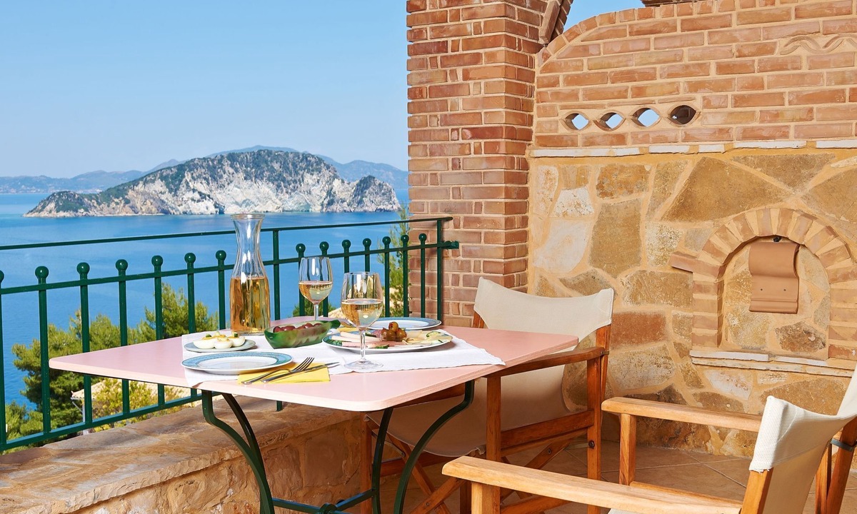 Marathias Apartment | Familien Maisonette mit Panorama Meerblick by Interhome