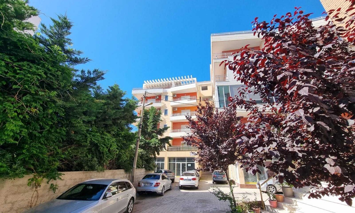 Vlore Apartment | Thoma's K Studios