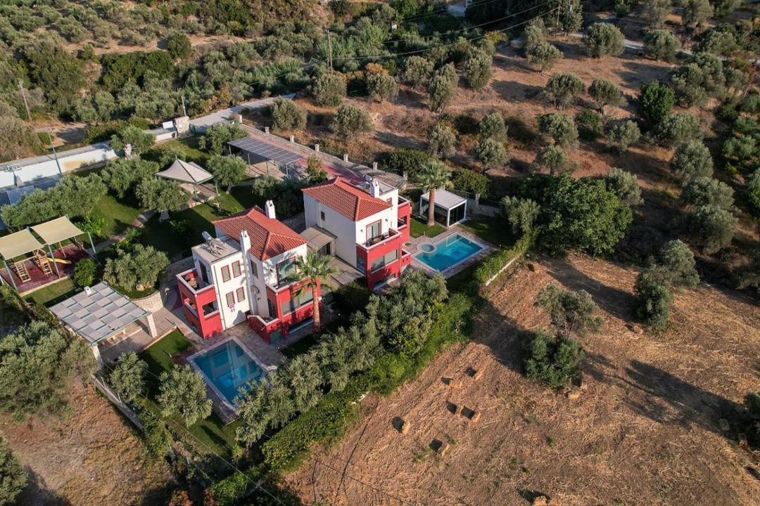Xiro Chorio Villa | Family Villas Magic Media Resort with Private Heated Pool, Playground, Basketball & Game Room