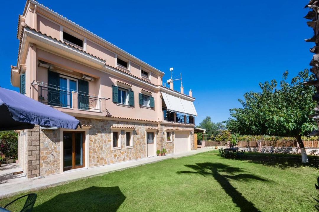 Kariotai Apartment | Semeli